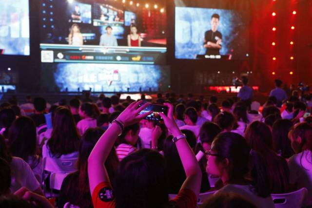 与奥萨苏那 与奥萨苏那