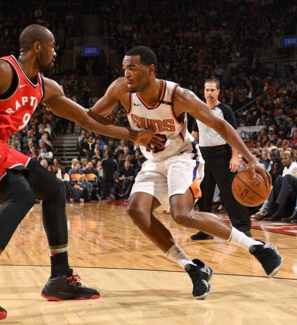 甲赛场站稳 甲赛场站稳